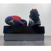 Jordan Air Playoffs 305381-062 8 0803